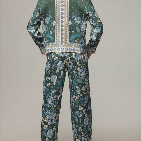 Maeve Floral Pull on Pants in Green and Blue floral - Picture 3 of 8